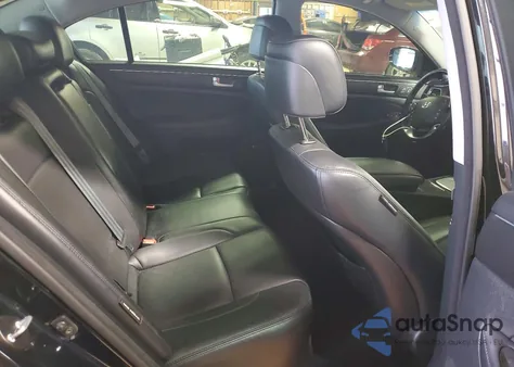 2013 Hyundai Genesis 3.8L z USA, uszkodzony, nr VIN KMHGC4DD2DU239814